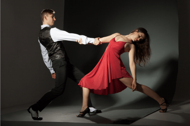 Mistakes Beginning Ballroom Dancers Should Avoid - Dance America