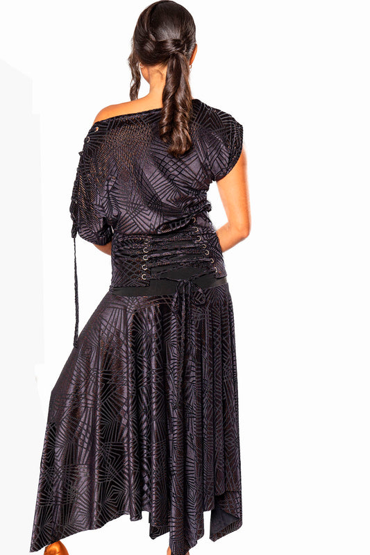 The D204 Bloused Corset Dress is a shimmering black dress, accented with stunning copper details, that will make you stand out in any crowd. A blend of elegance and edginess, this dress is perfect for any occasion. Show off your unique fashion sense and turn heads with this one-of-a-kind piece. black/copper