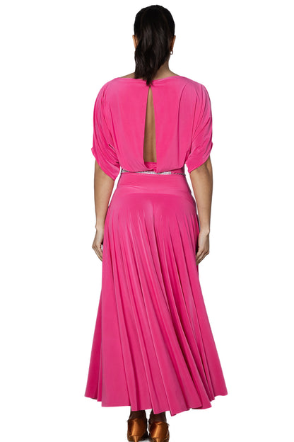 Expertly crafted for the ballroom, the D2402 Simple Long Dress offers a loose top design and a stylish slit in the back for maximum comfort and mobility. Perfect for dancers looking for a simple yet elegant look. Pictured in pink