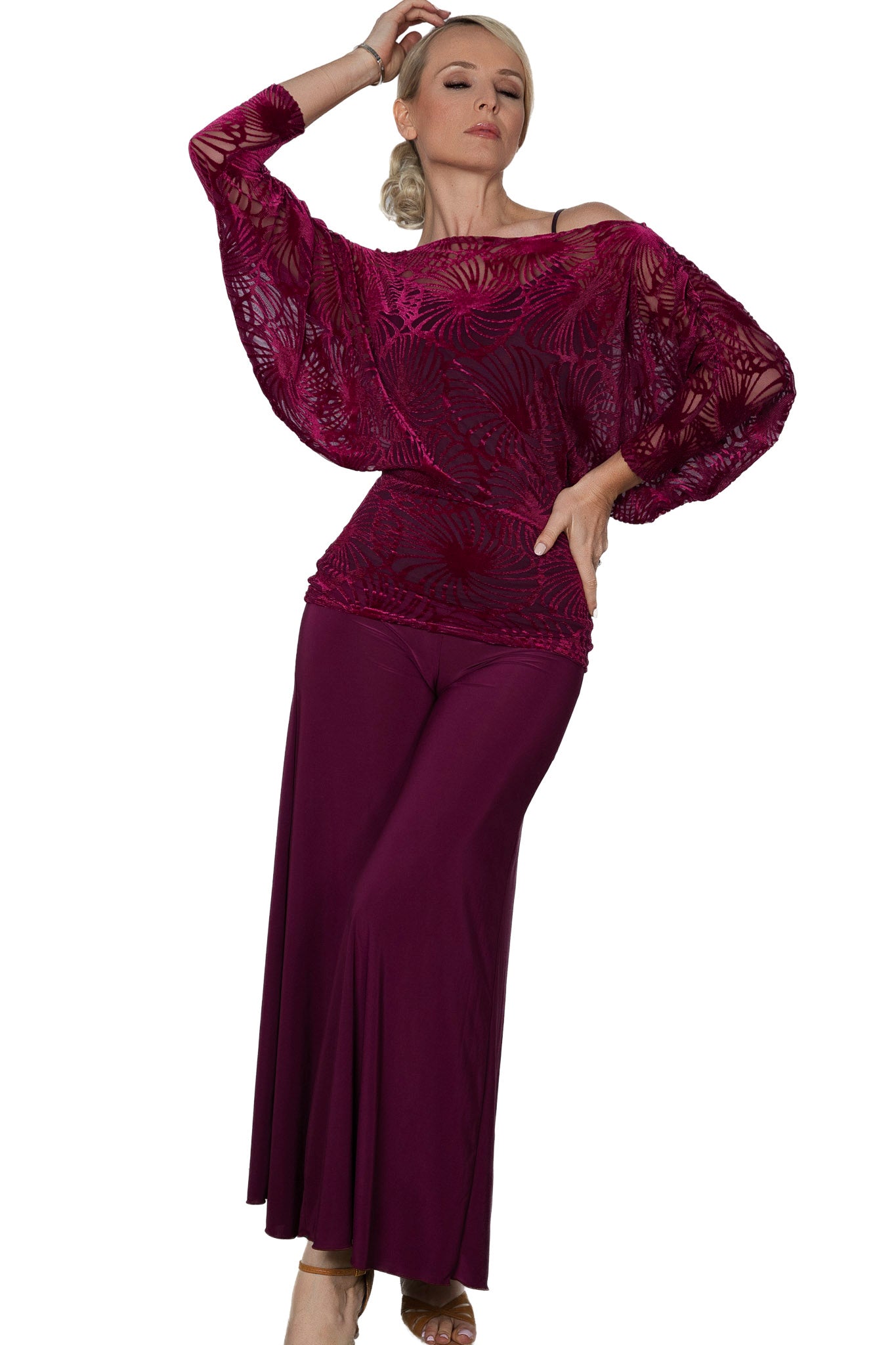 P2402 Palazzo Pants  Introducing our P2402 Palazzo Pants, perfect for both Latin and Ballroom Dancing practice! These comfy and stylish pants provide the ultimate comfort while you perfect your dance moves. Step up your practice game with our Palazzo Pants! Wine