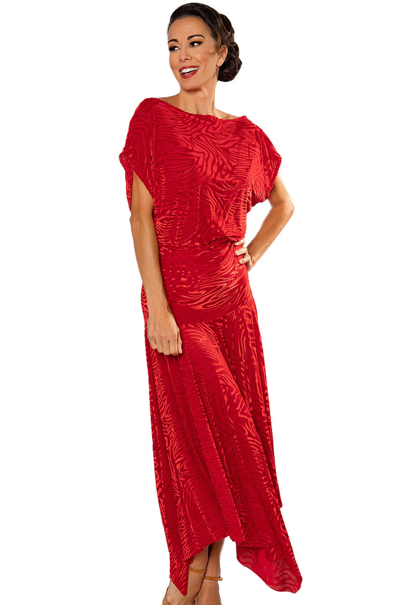 Elevate your style with our D209 Long Blouson Velvet Dress. Crafted from luxurious velvet, this dress exudes elegance and sophistication. Its long silhouette elongates your figure, while the blouson design adds a touch of femininity. Perfect for special occasions, this dress will make you feel glamorous and confident. red