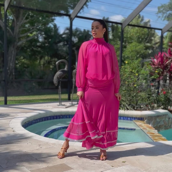 model in pink Top and skirt